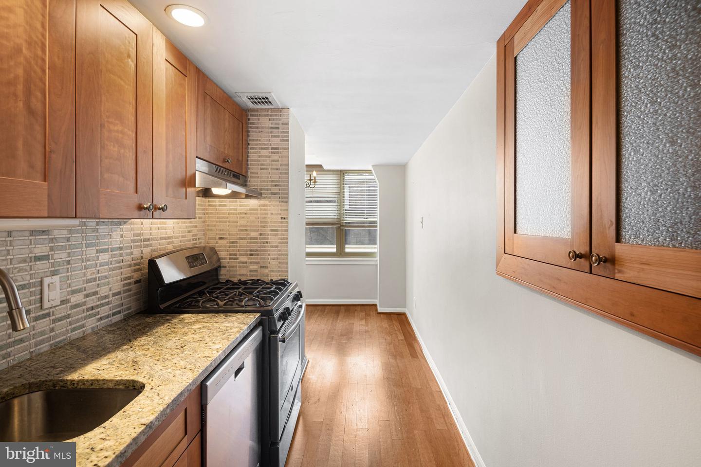 1810 Rittenhouse Sq #211 Property Photo 7