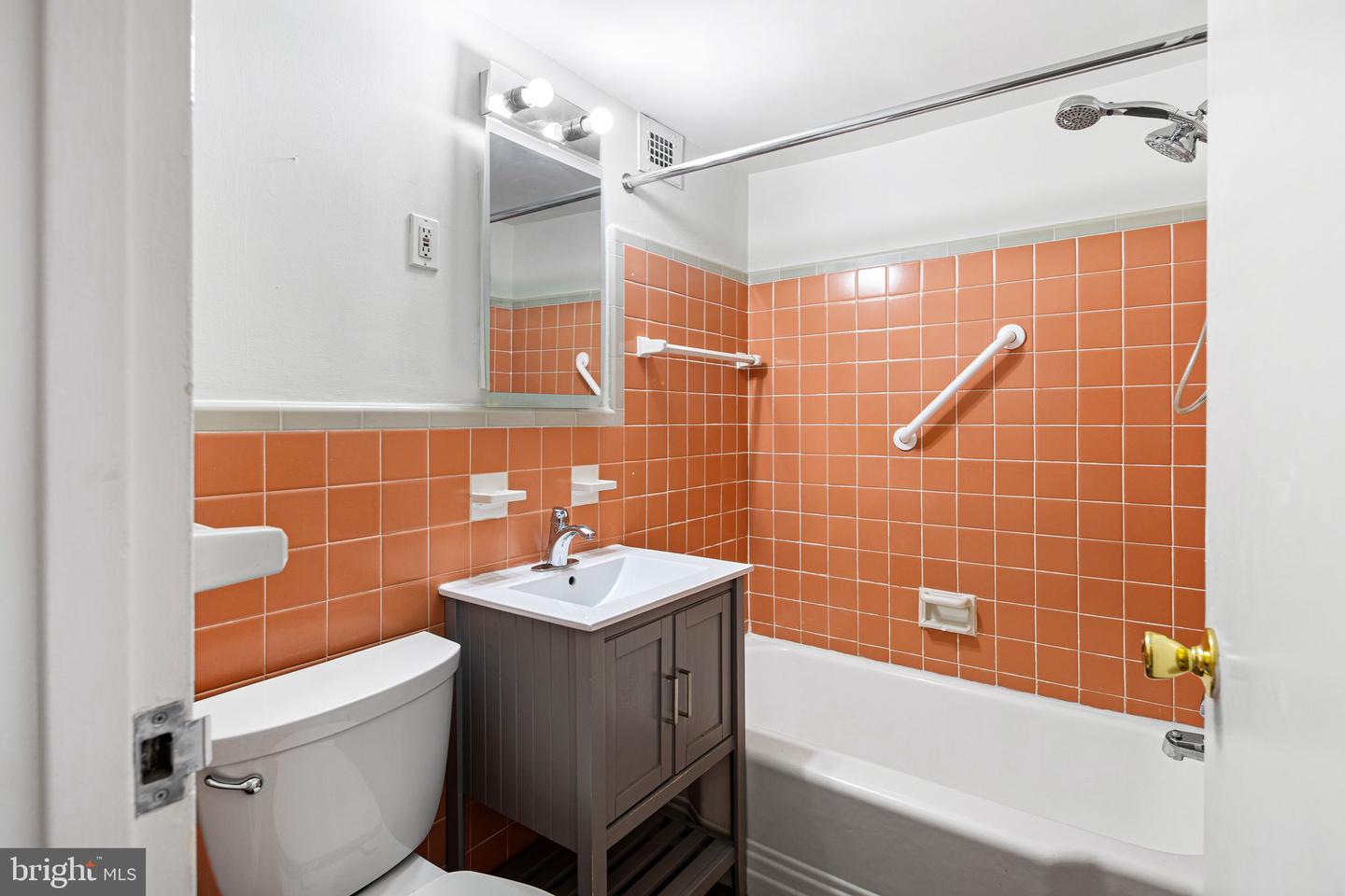 1810 Rittenhouse Sq #211 Property Photo 22