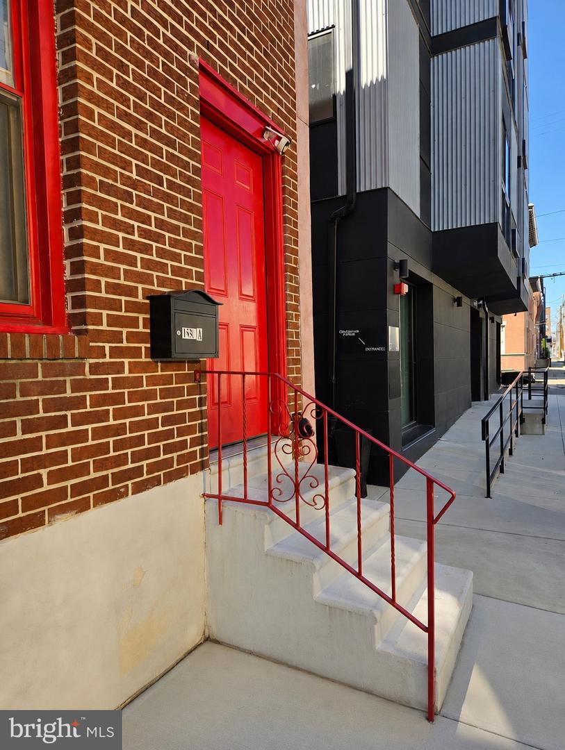 1558 N Randolph St #1st Floor Property Photo 1
