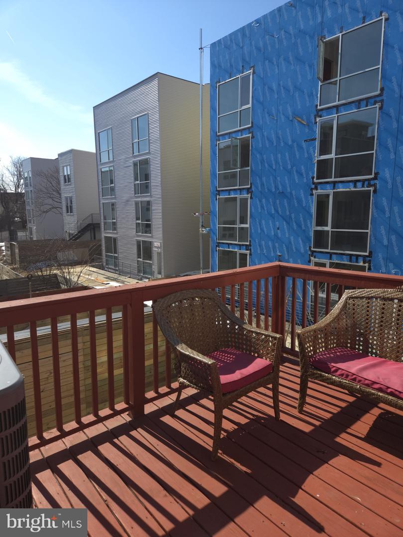 1558 N Randolph St #1st Floor Property Photo 27