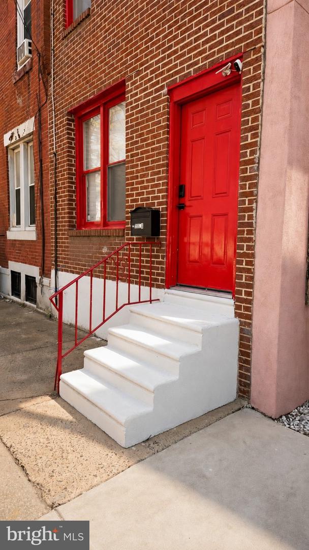 1558 N Randolph St #1st Floor Property Photo 30