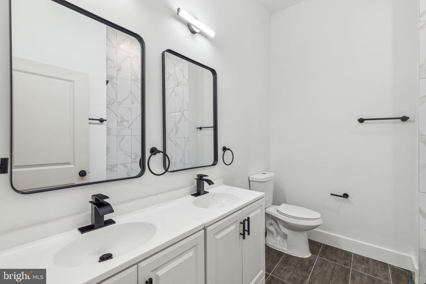 417 W Cumberland St Property Photo 14