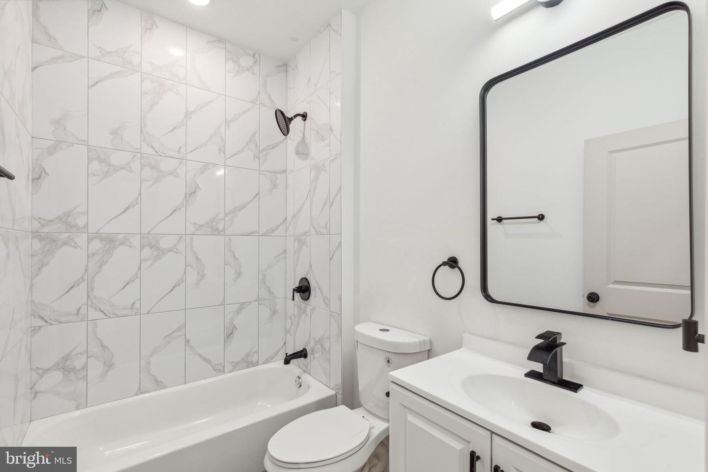 417 W Cumberland St Property Photo 51
