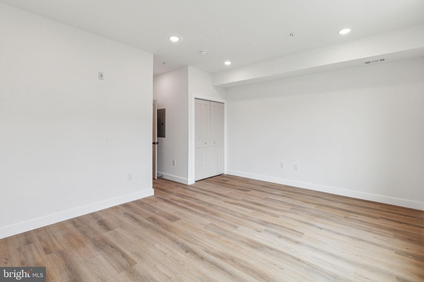 417 W Cumberland St Property Photo 54