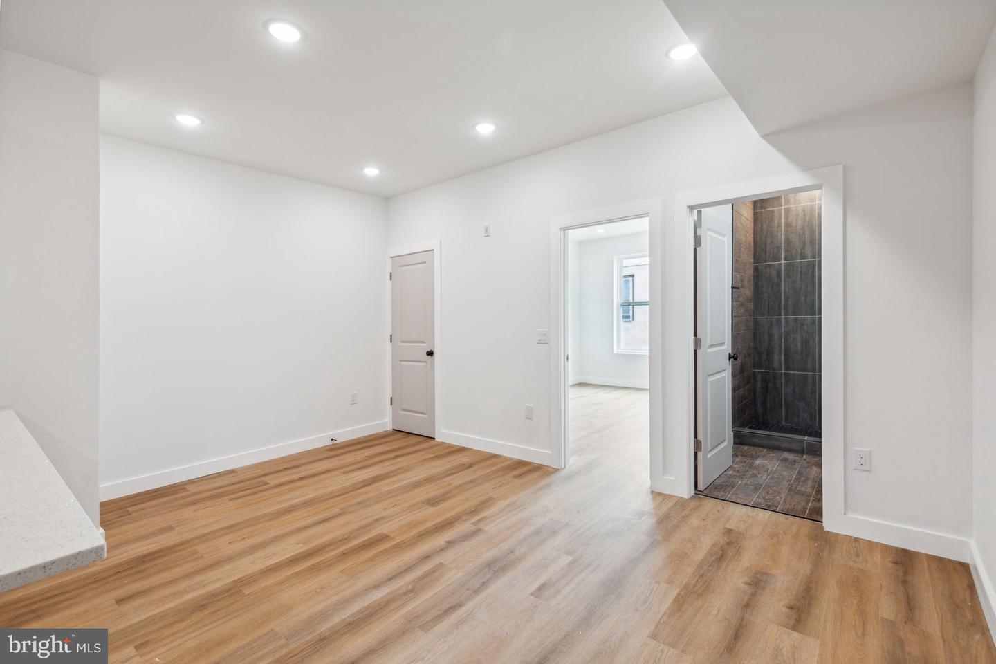 417 W Cumberland St Property Photo 59