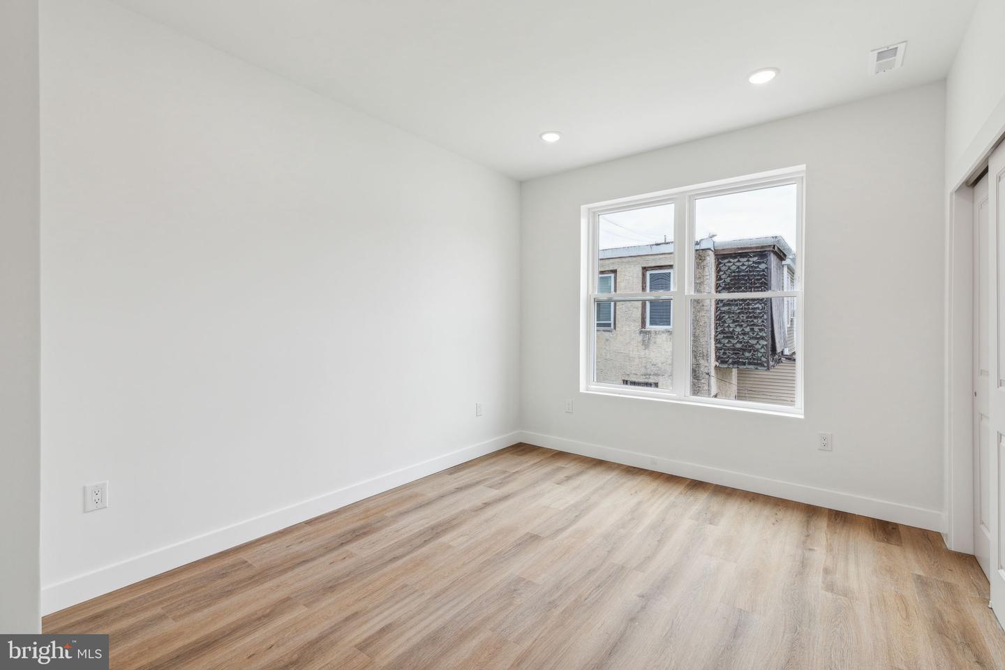 417 W Cumberland St Property Photo 63