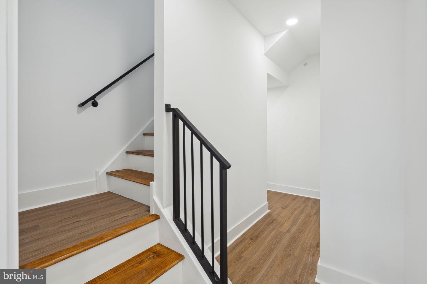 528 W Berks St Property Photo 10