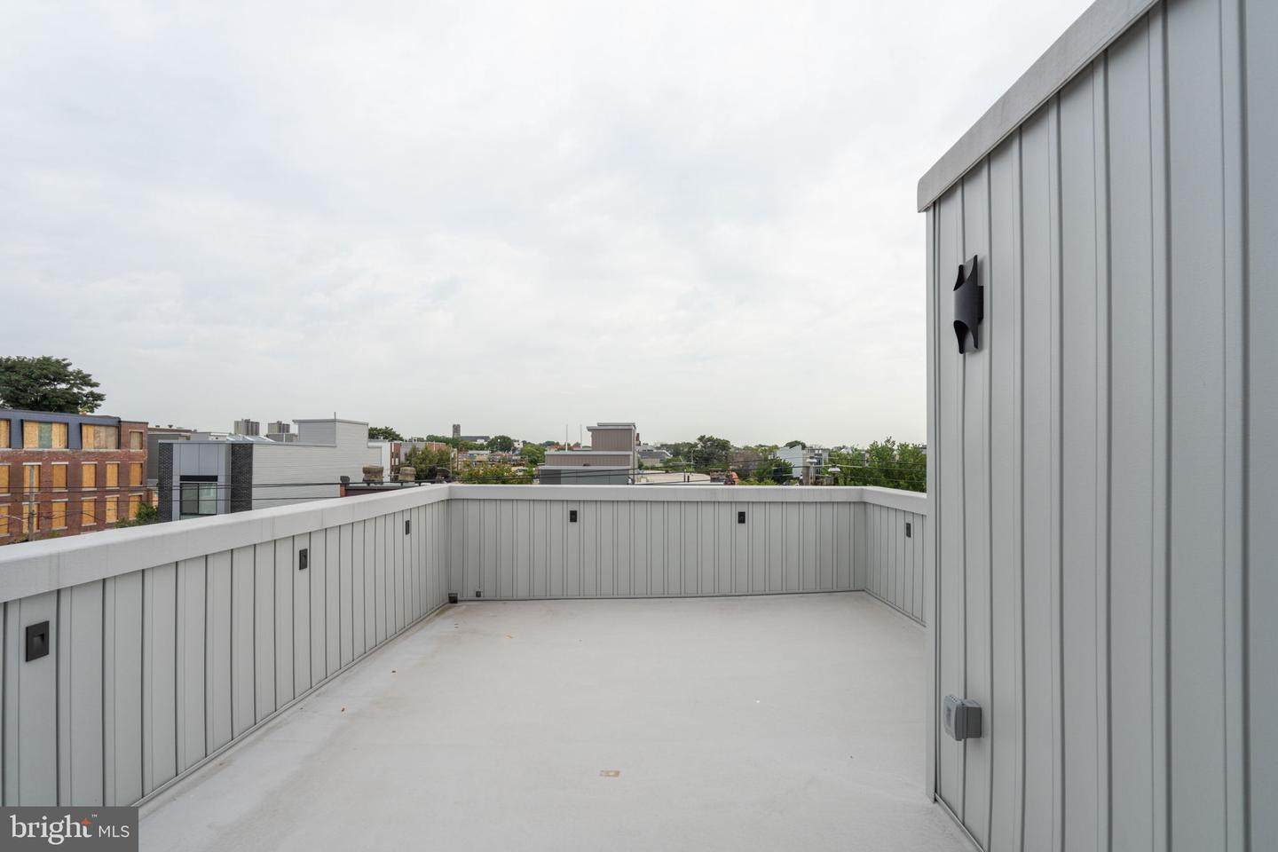 528 W Berks St Property Photo 13