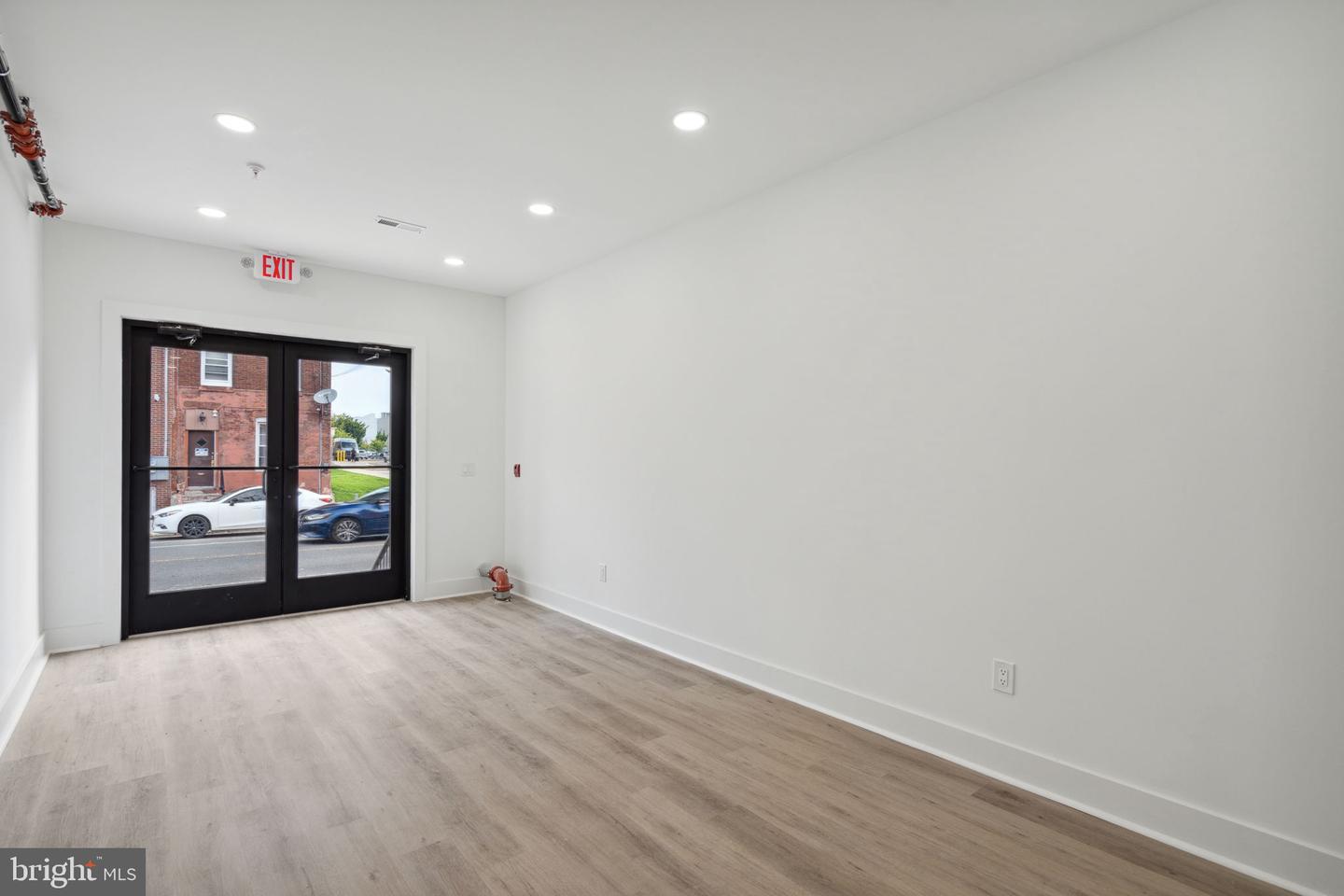 528 W Berks St Property Photo 17