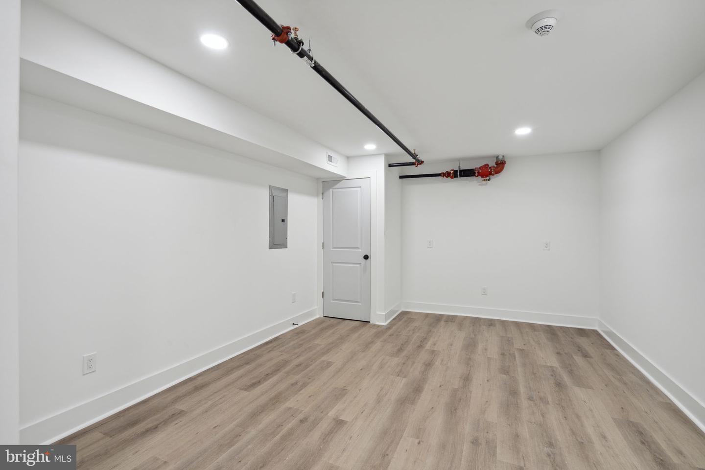 528 W Berks St Property Photo 21