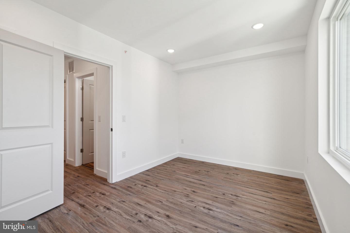 922 W Susquehanna Ave Property Photo 68