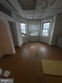 4815 N Hutchinson St Property Photo 6