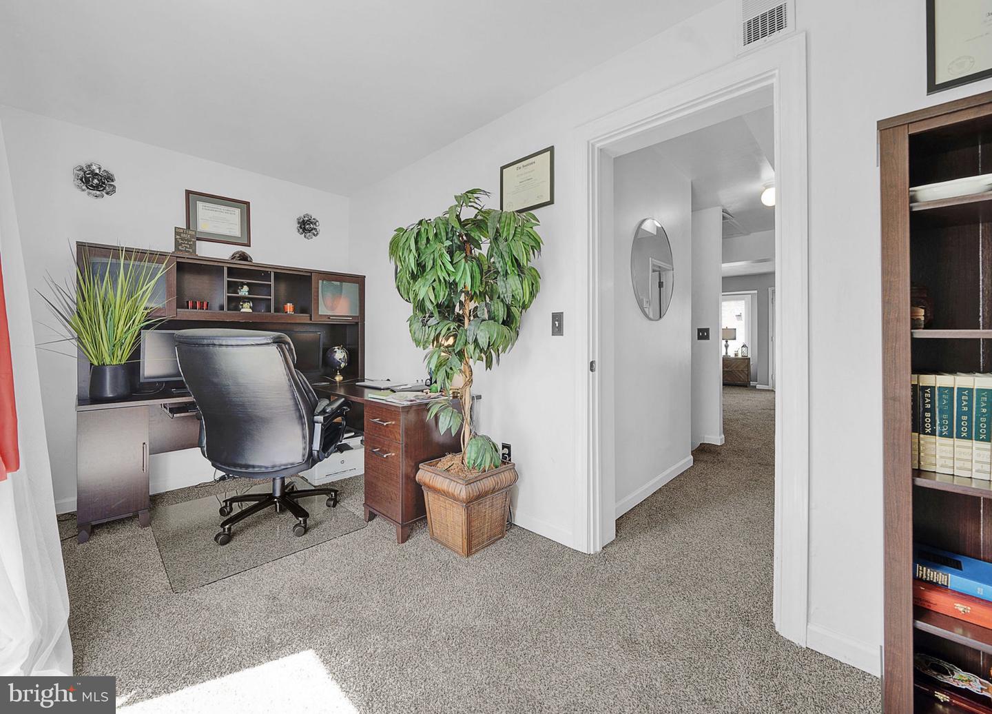 1113 N Orianna St Property Photo 20