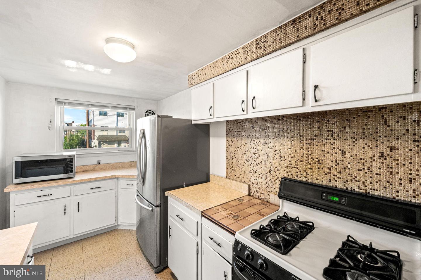 3445 Eden St Property Photo 12