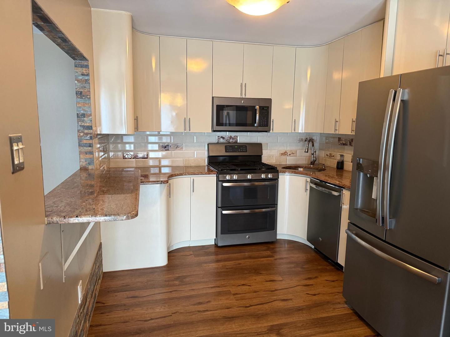 809 Red Lion Rd #b16 Property Photo 4
