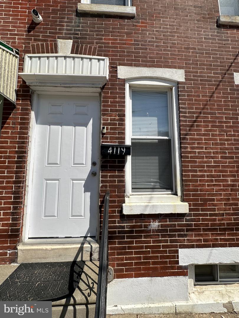 4119 Orchard St Property Photo 1