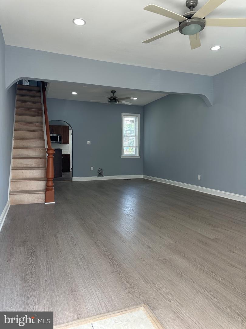 4119 Orchard St Property Photo 4