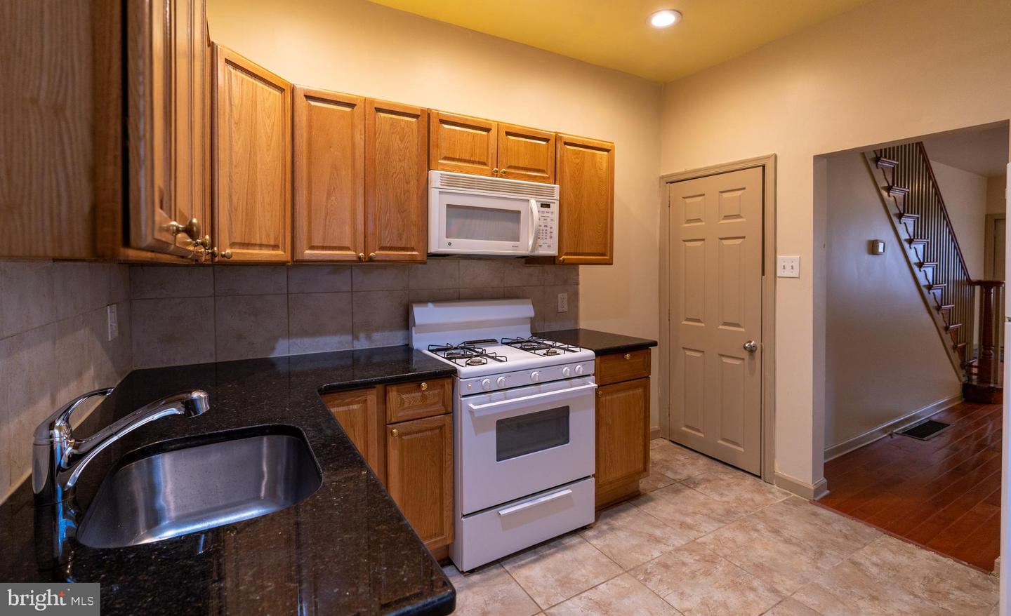 2022 S Opal St Property Photo 9