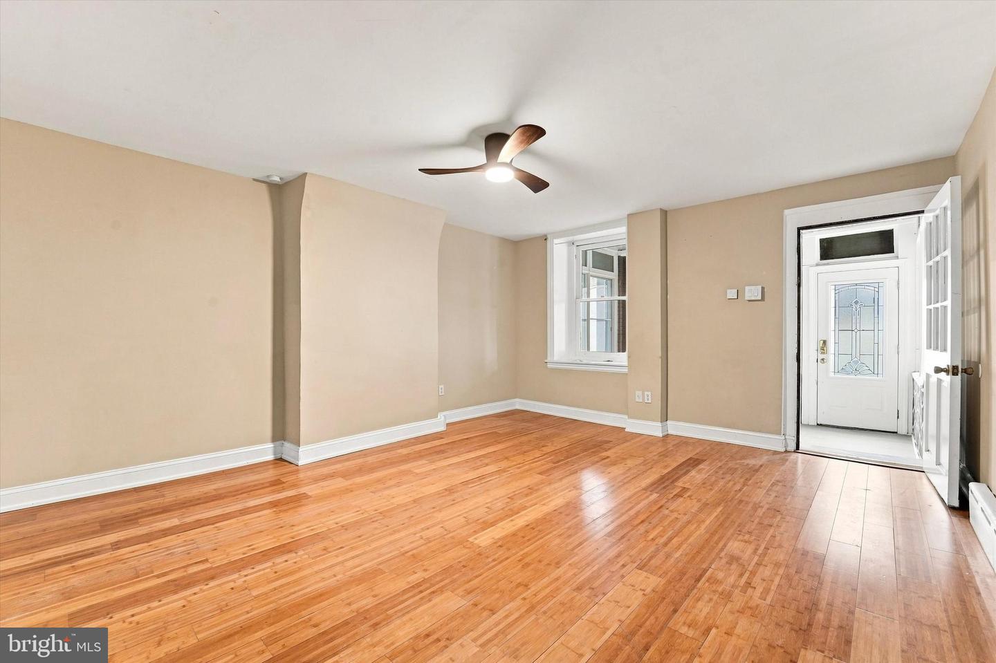 4173 Apple St Property Photo 4