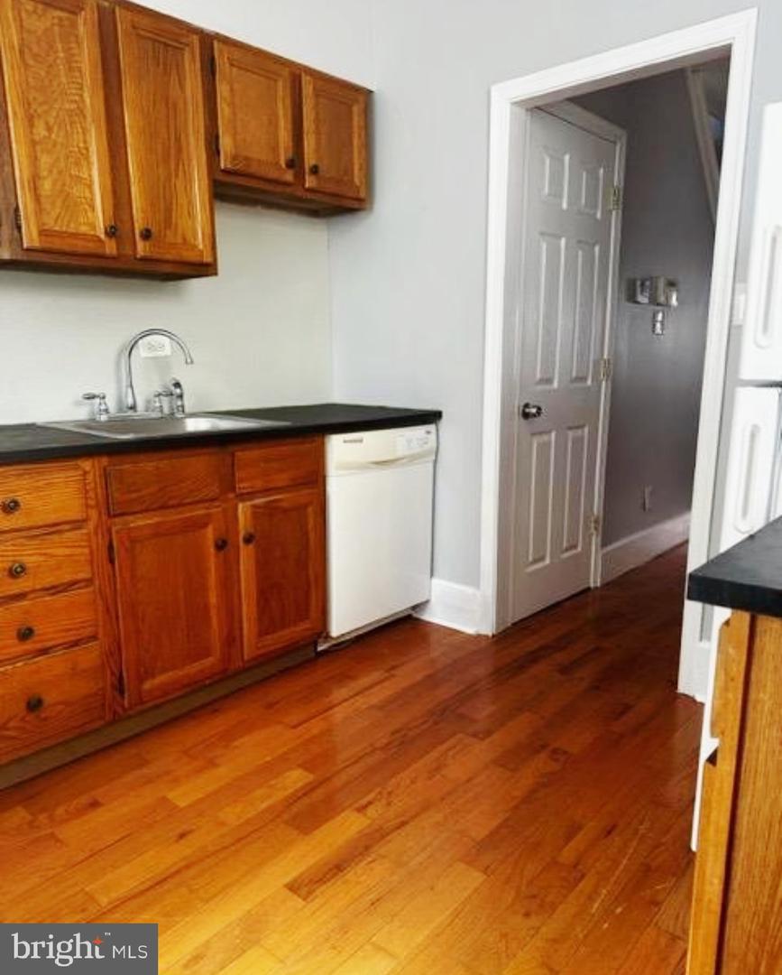 2517 S Mildred St Property Photo 4