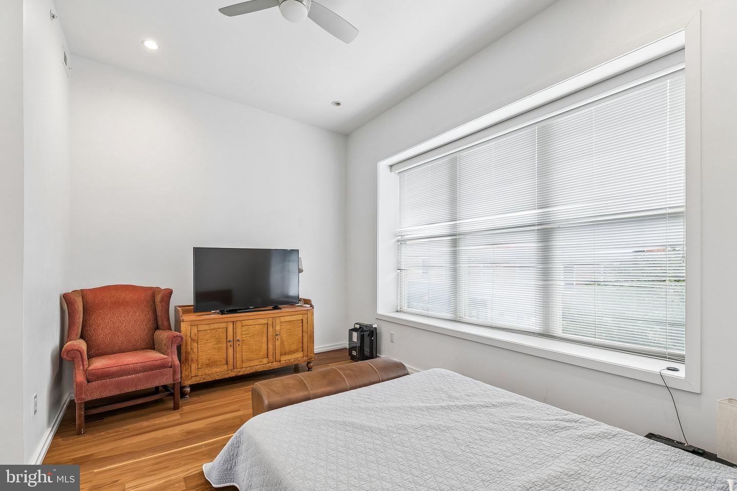 407 Fairmount Property Photo 18