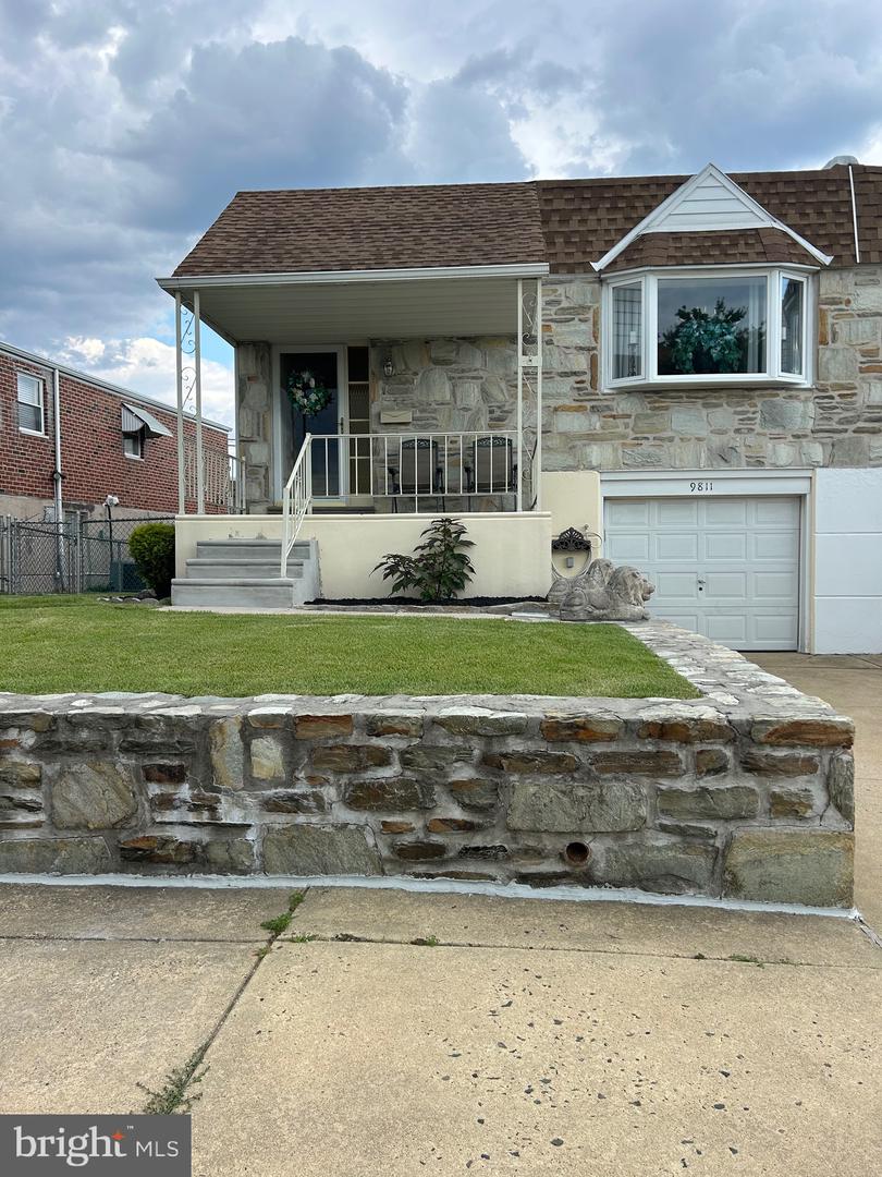 9811 MONTOUR ST Property Photo 1
