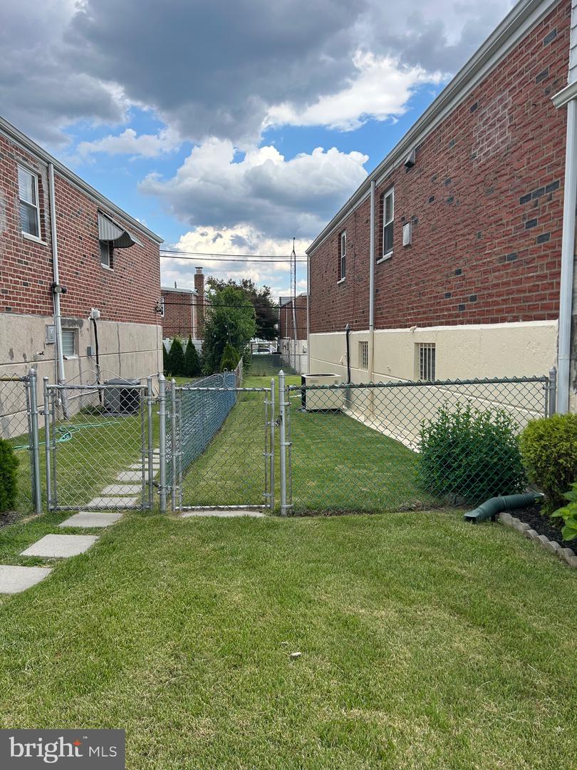 9811 Montour St Property Photo 3