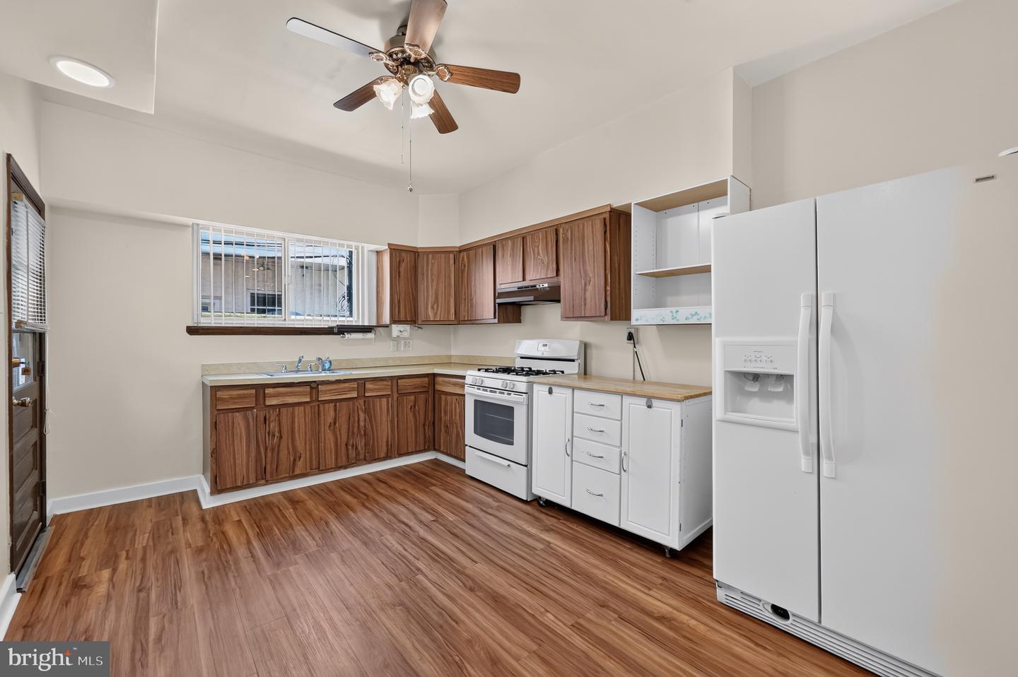 2317 S Hicks St Property Photo 5