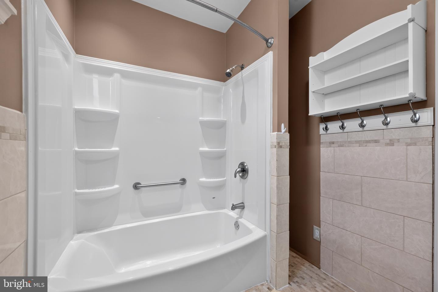 2317 S Hicks St Property Photo 8