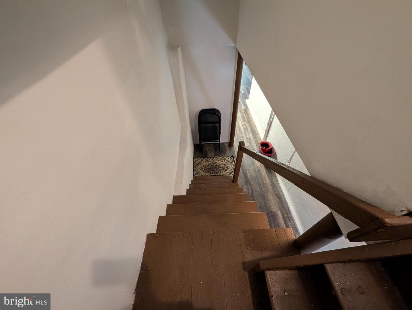 1856 Mohican St Property Photo 26