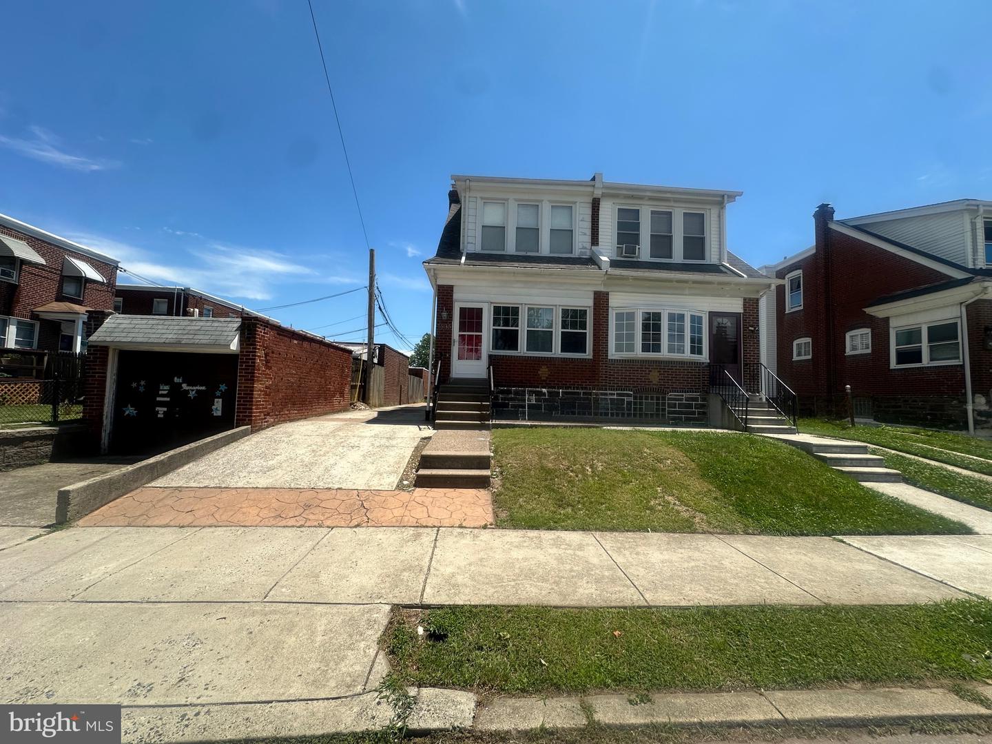 7535 Tabor Ave Property Photo 3