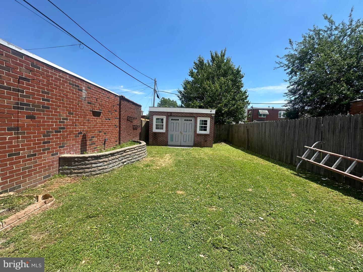 7535 Tabor Ave Property Photo 25