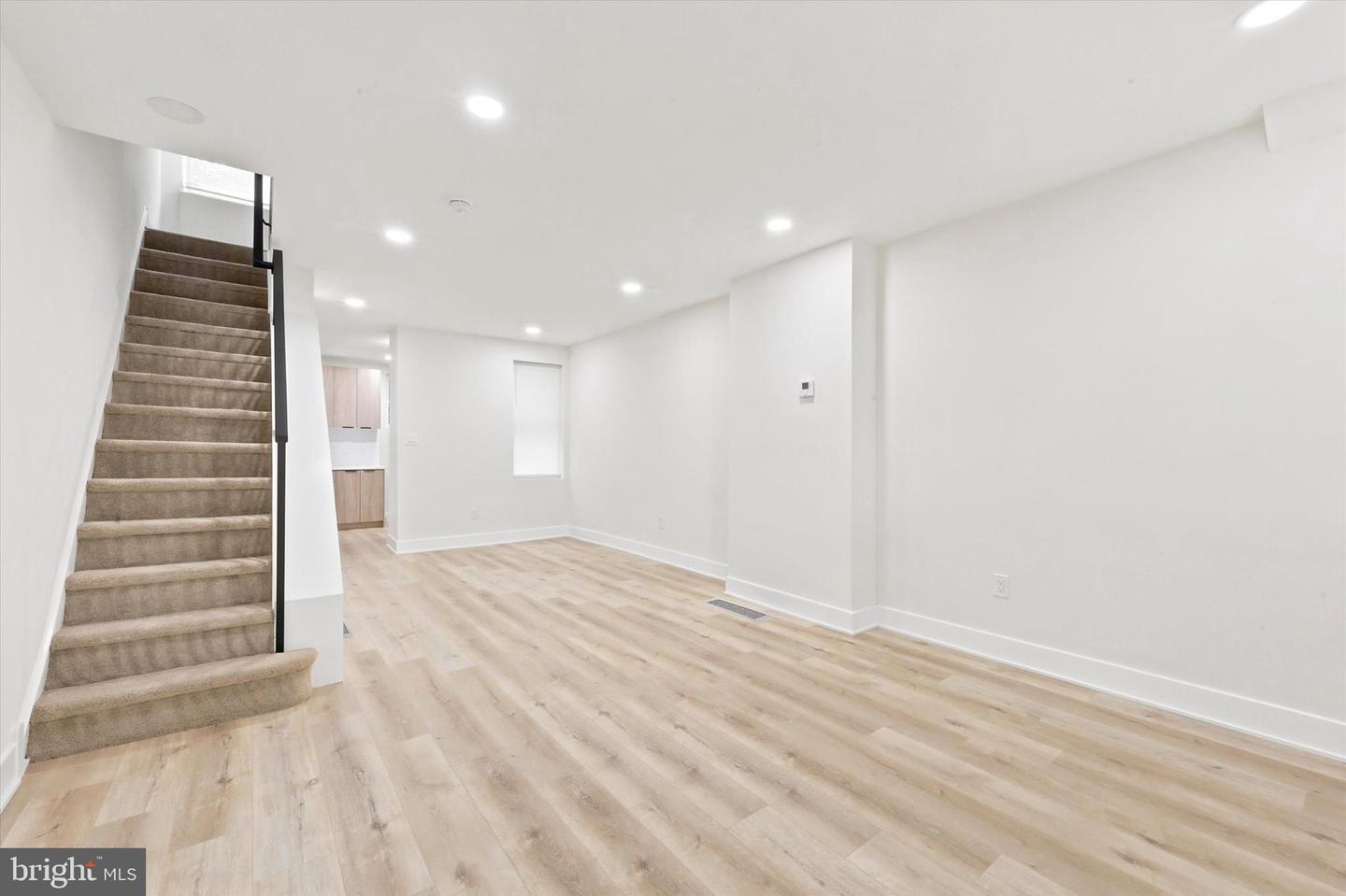 2088 Scattergood St Property Photo 6