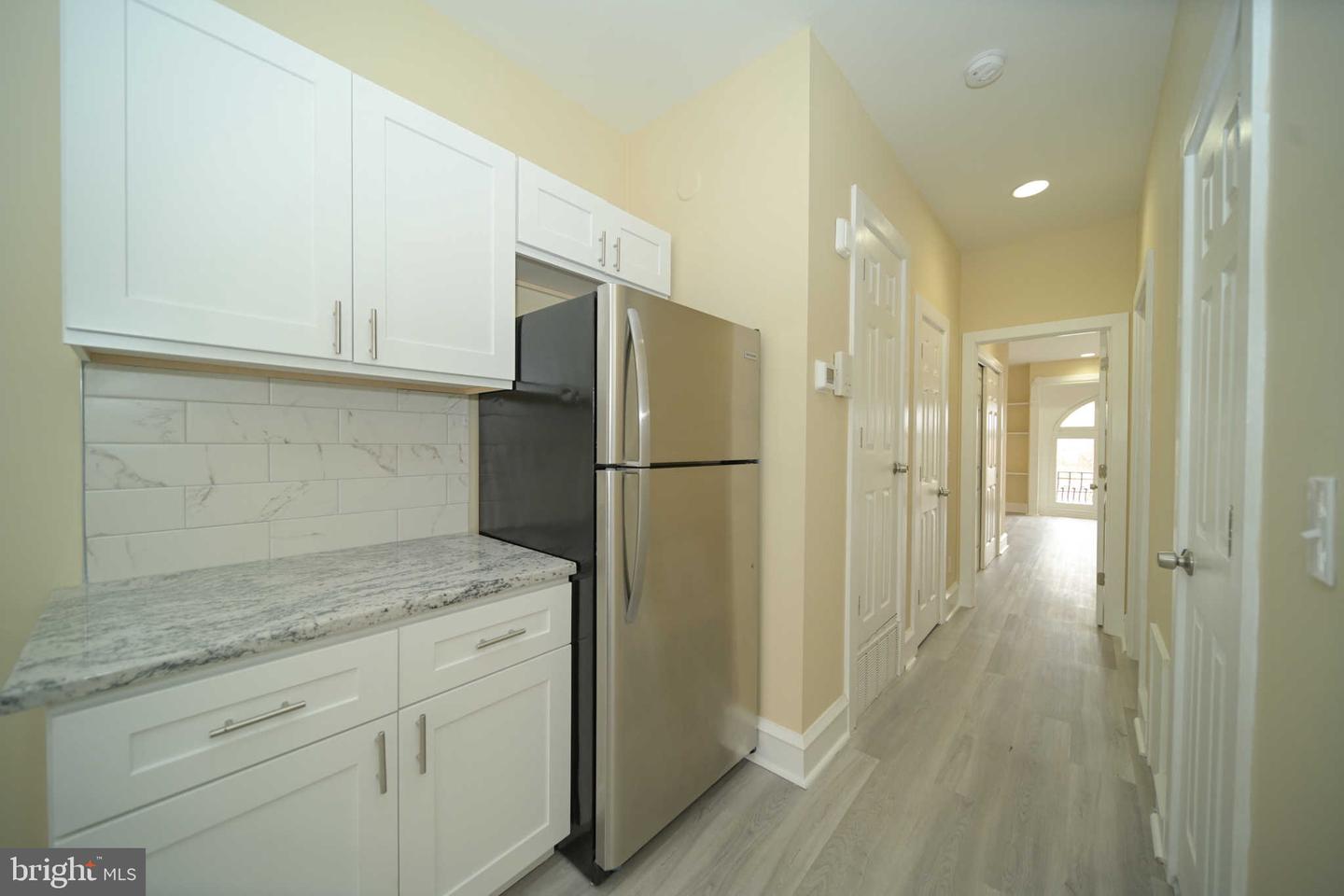 1816 W Girard Ave Property Photo 11