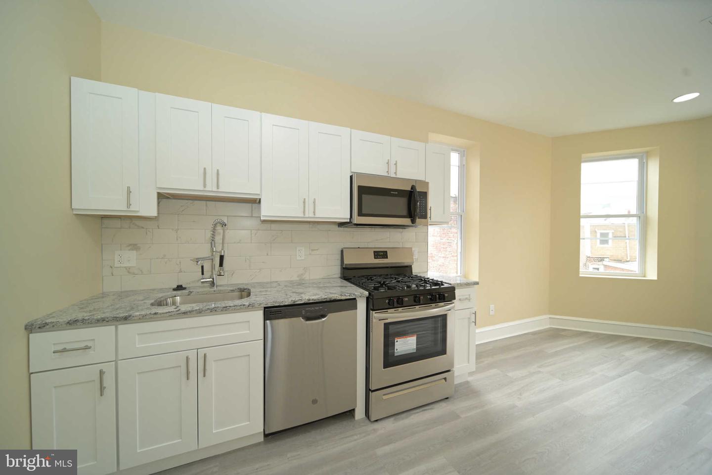 1816 W Girard Ave Property Photo 14