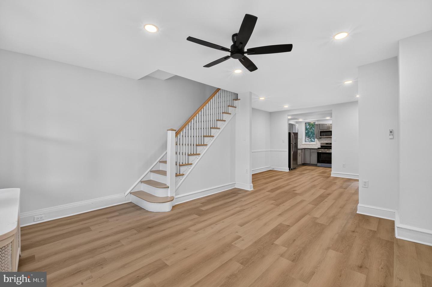 4845 D St Property Photo 4