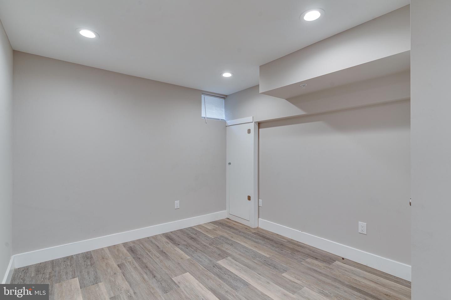 1436 N Corlies St Property Photo 31
