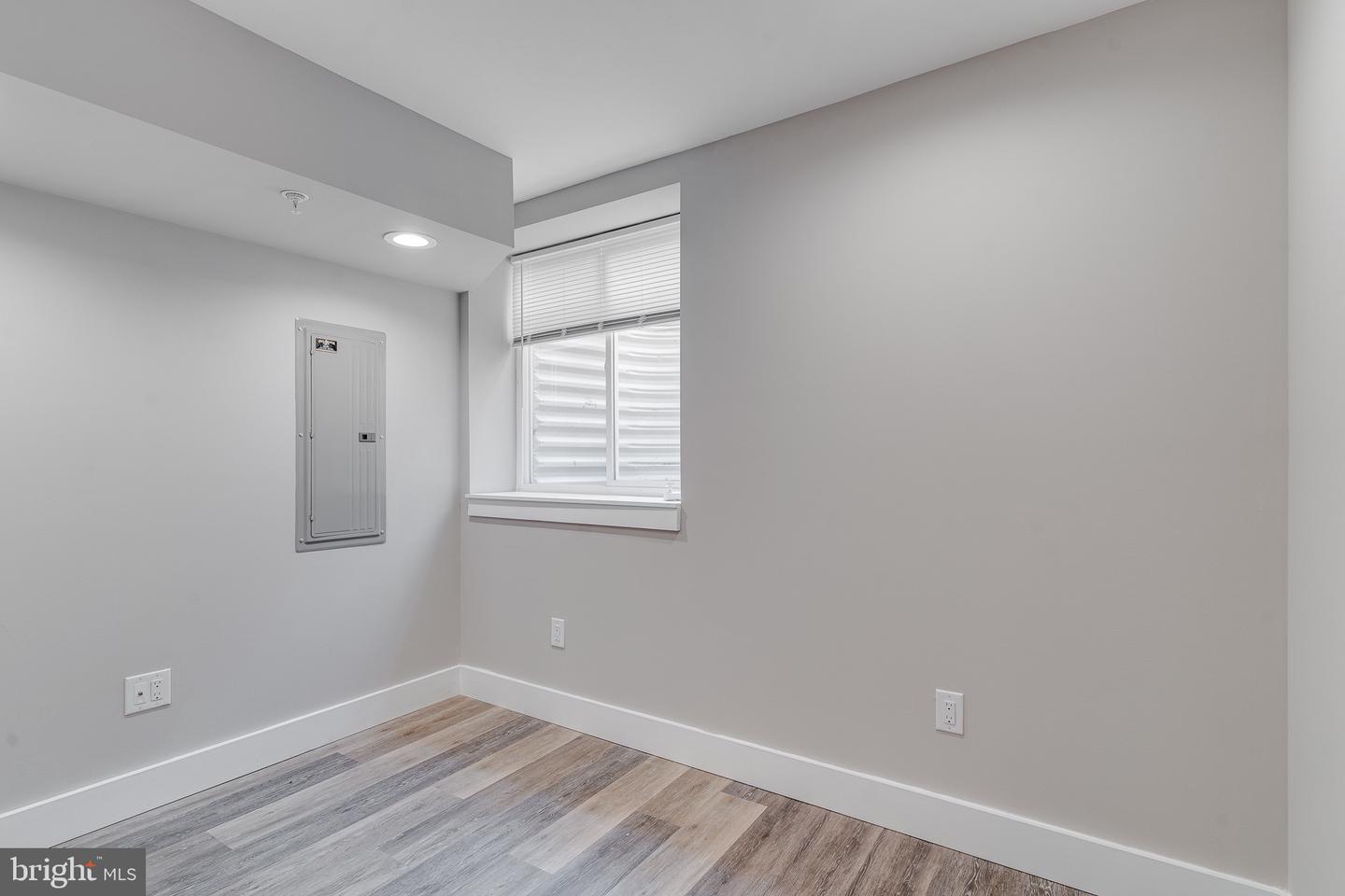 1436 N Corlies St Property Photo 35