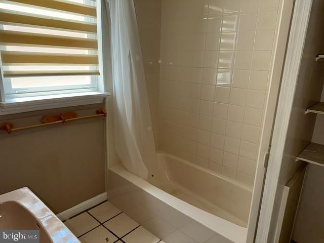 2626 S Camac St Property Photo 6