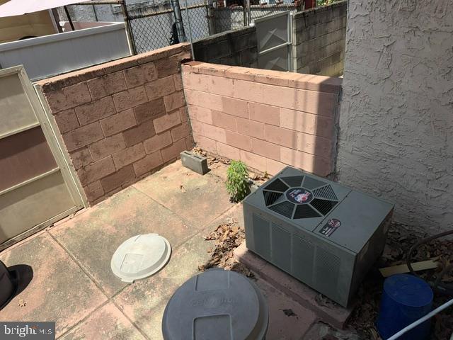 2626 S Camac St Property Photo 12