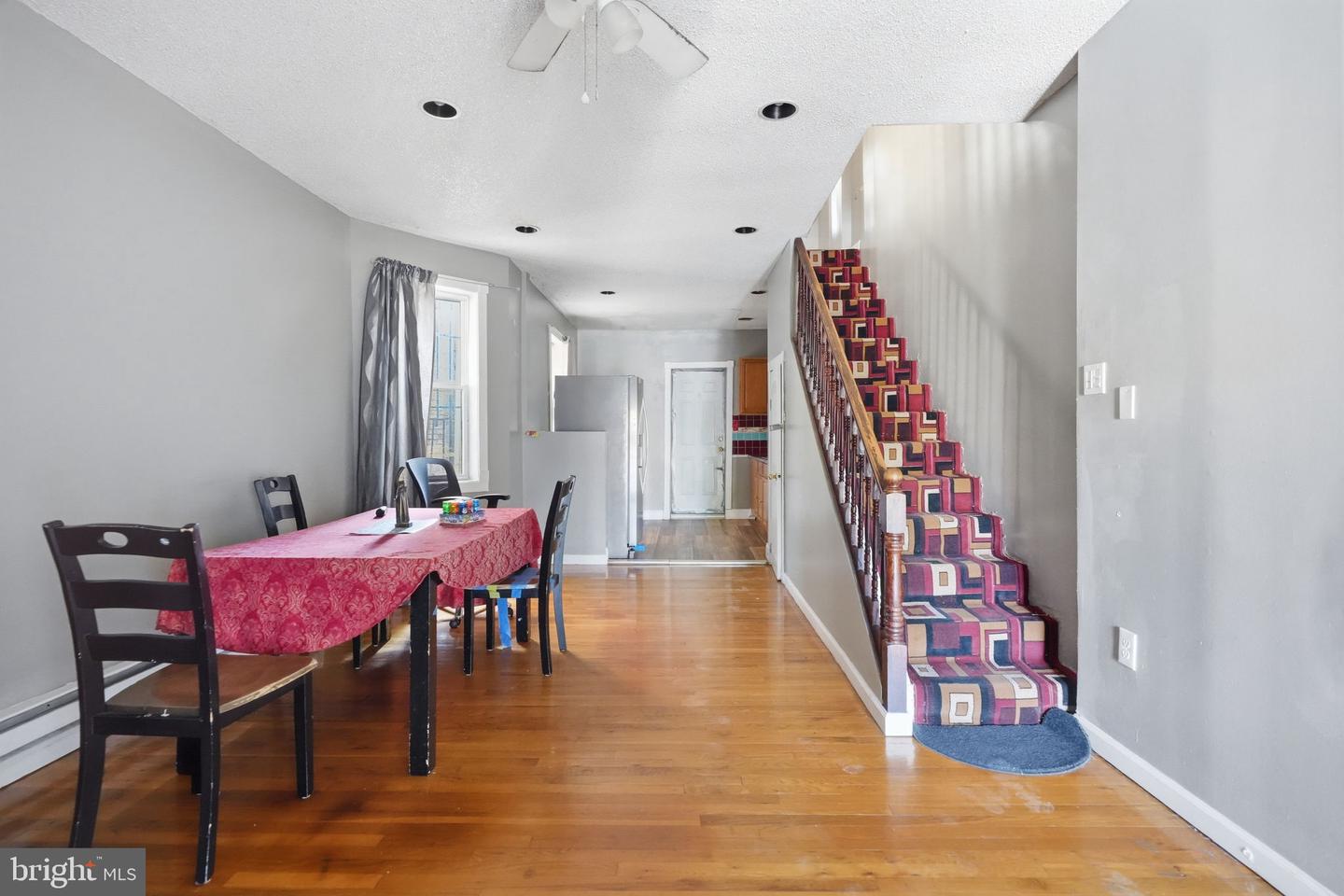 7277 Saybrook Ave Property Photo 7