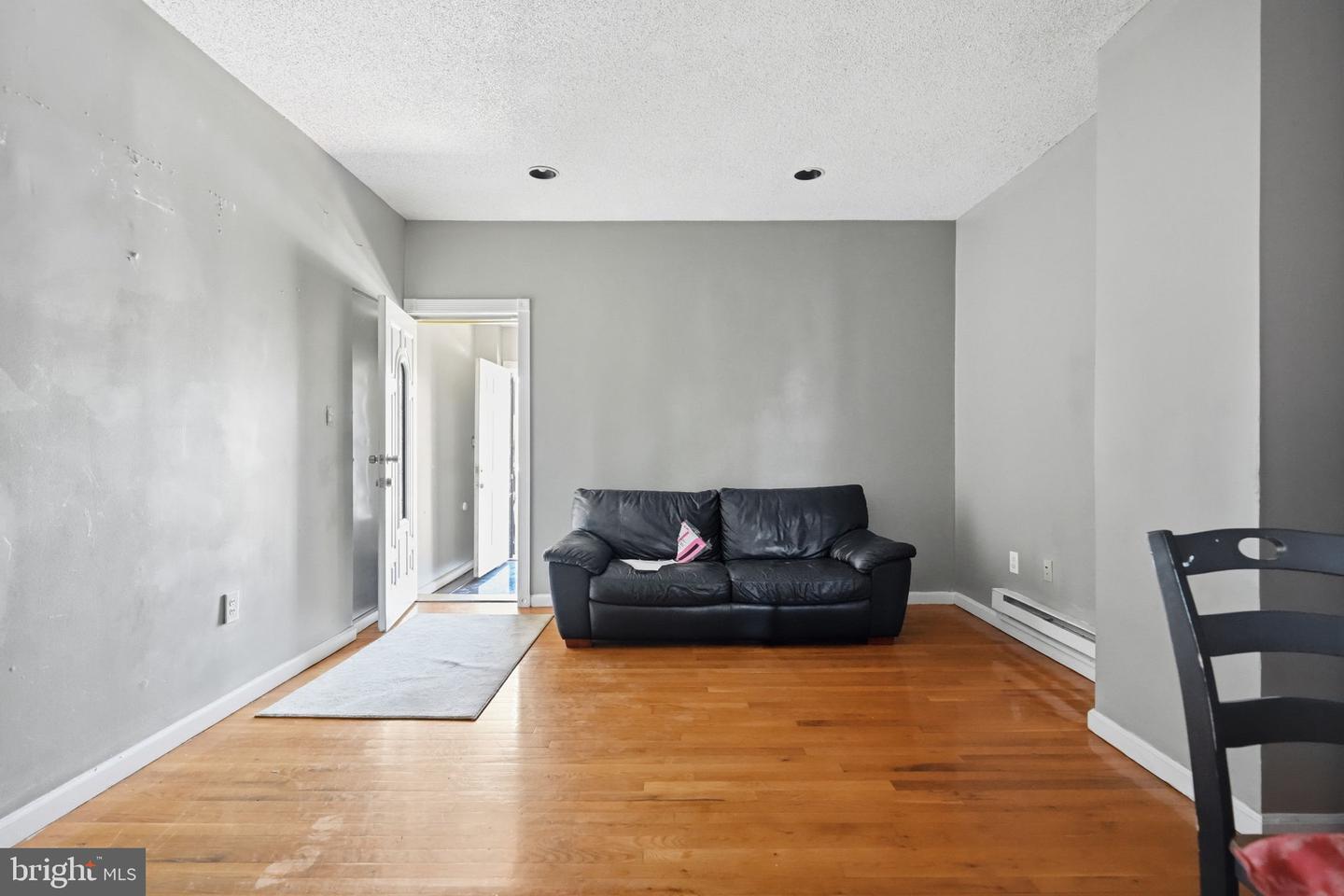 7277 Saybrook Ave Property Photo 13