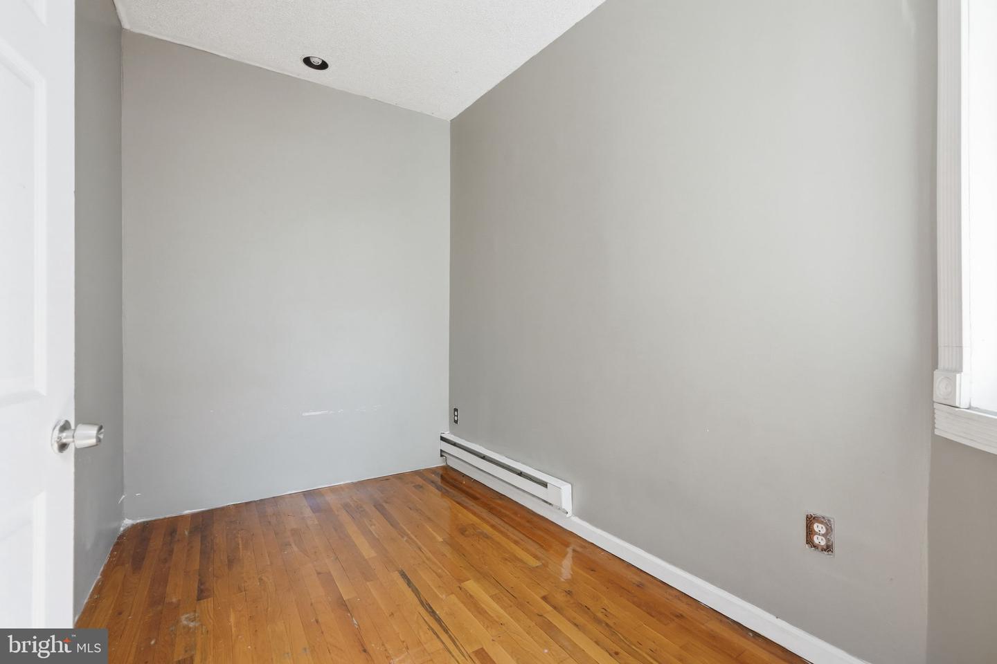 7277 Saybrook Ave Property Photo 18