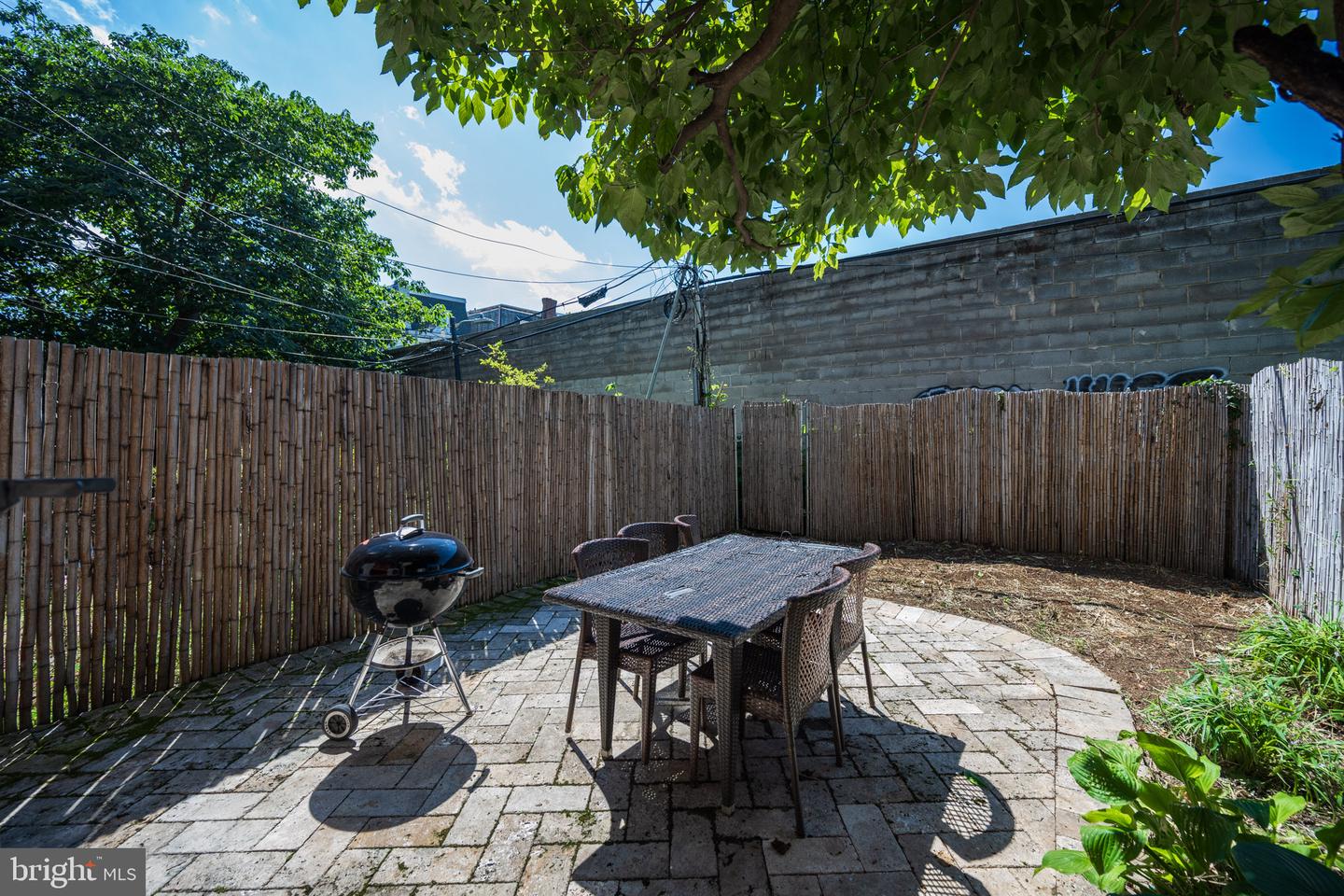 206 S 43rd St Property Photo 12