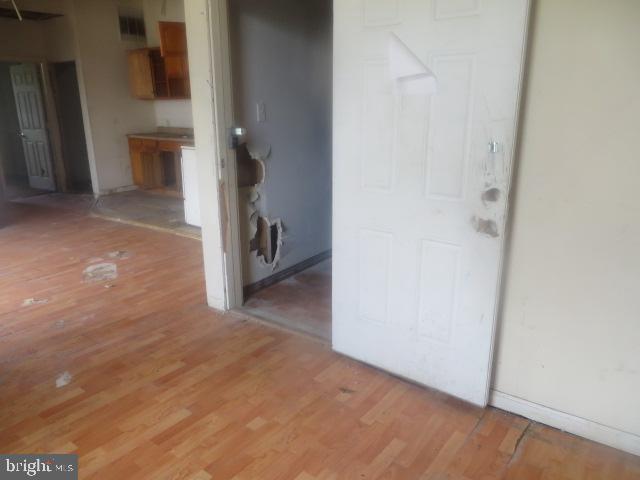 3331 N 16th St Property Photo 3