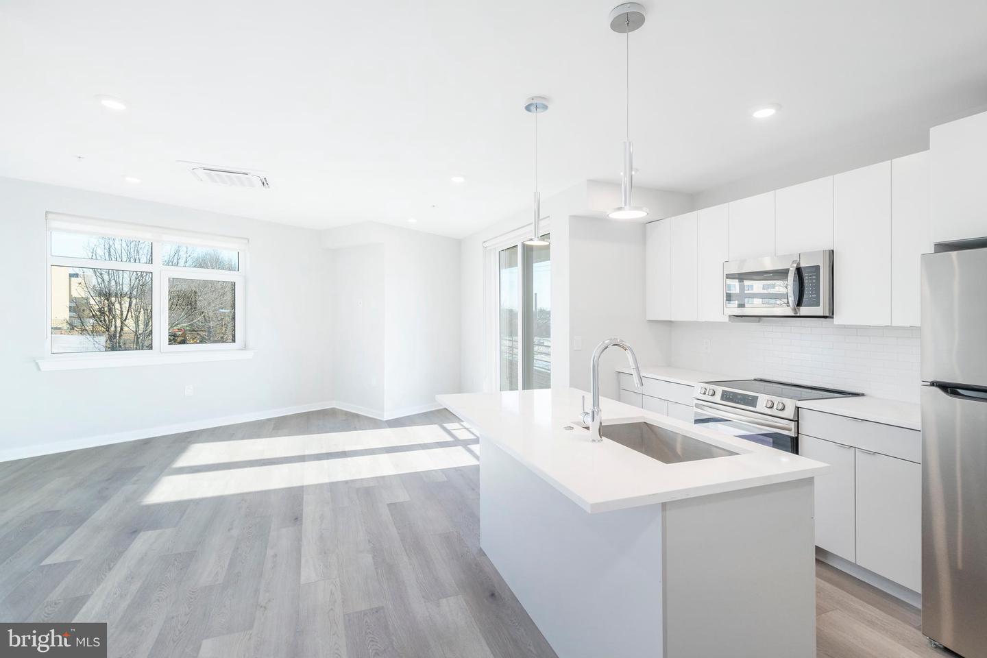 3449 SCOTTS LANE SCOTTS LN #B423 Property Photo 1