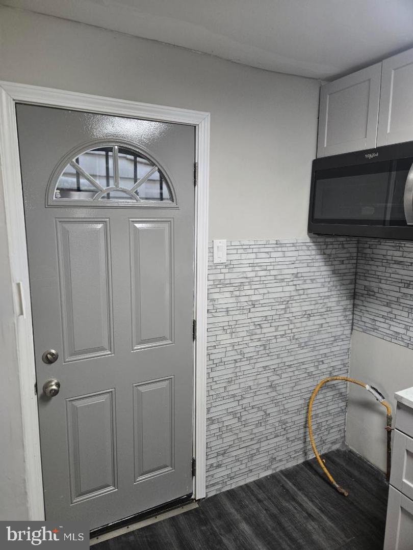 3130 G St Property Photo 11