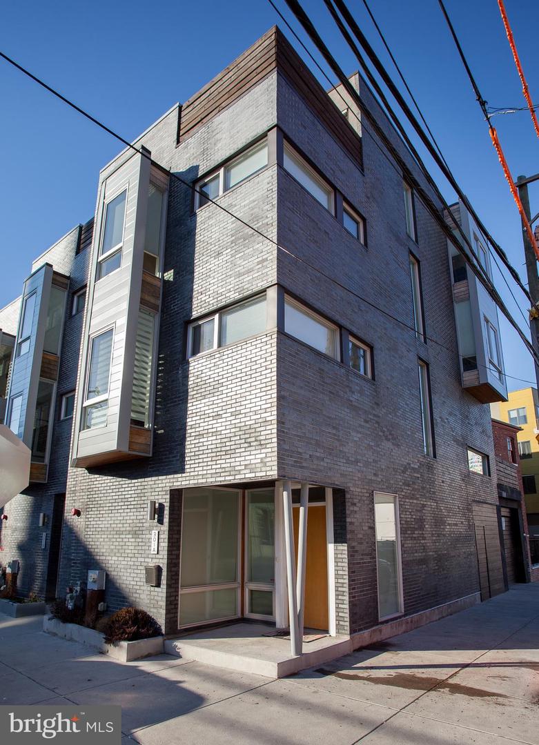 301 Brown St #a Property Photo 1
