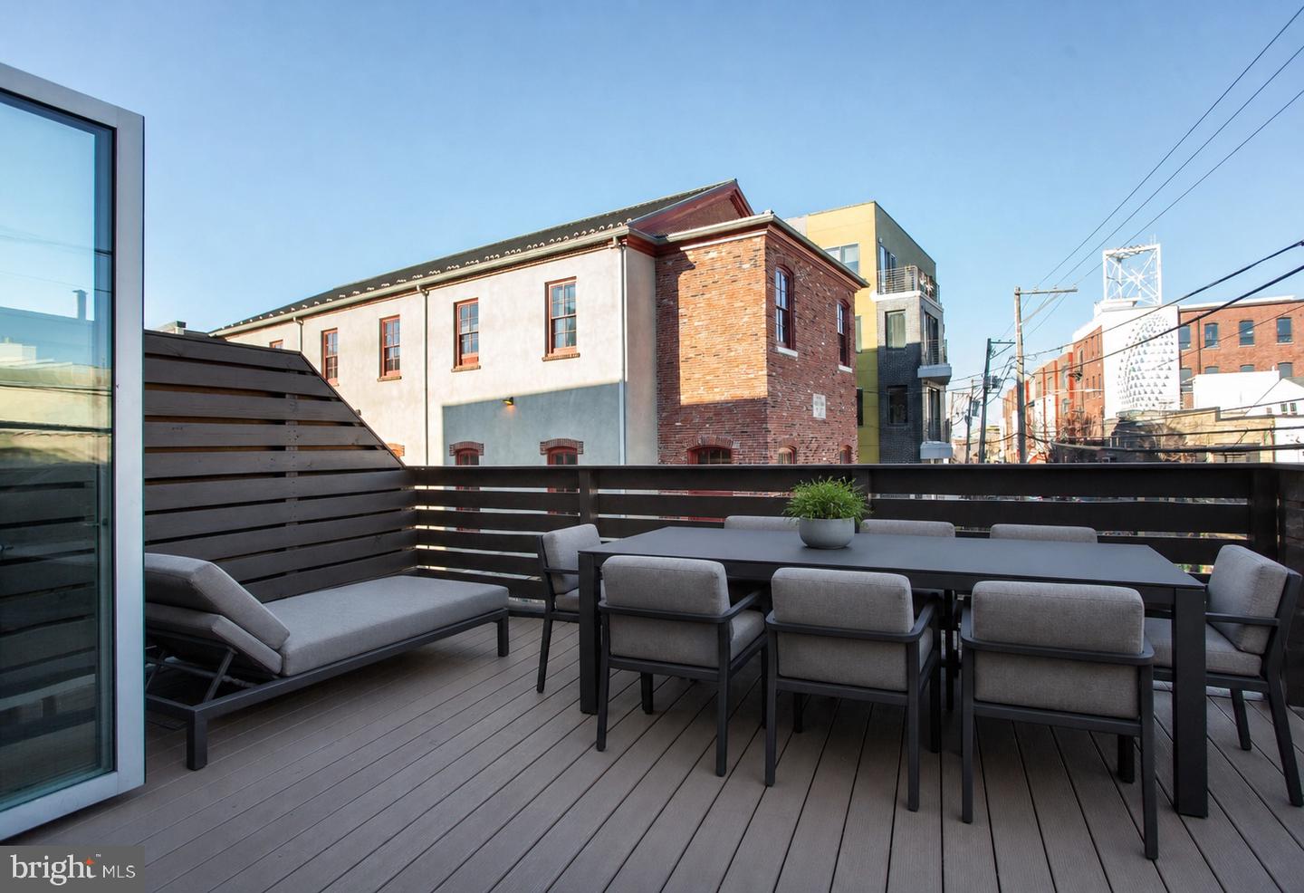 301 Brown St #a Property Photo 3