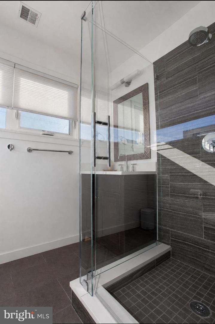 301 Brown St #a Property Photo 13